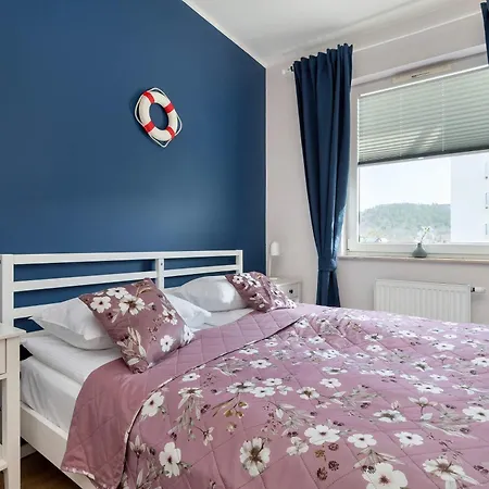 아파트 Stylish & Modern With Parking And Balcony By Renters